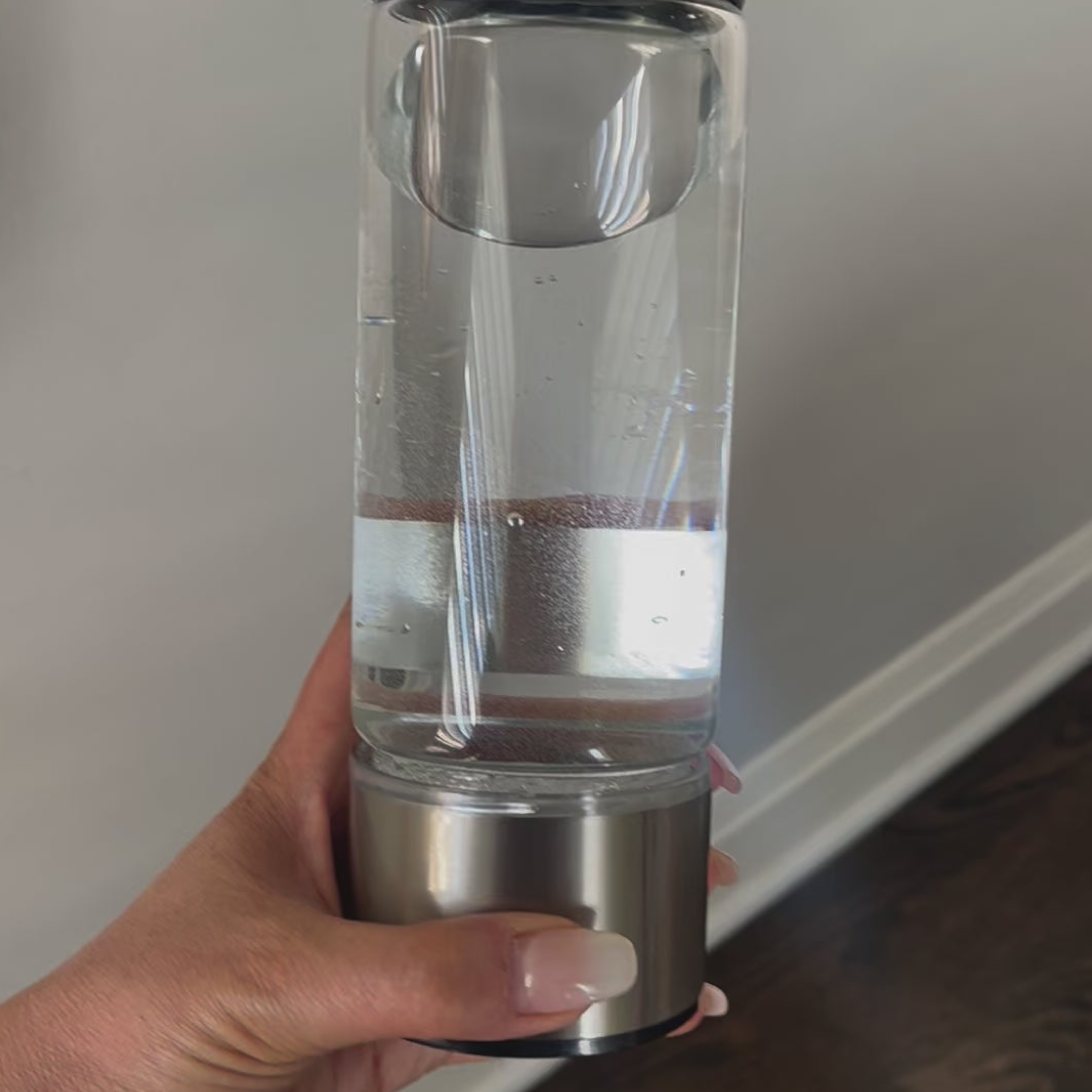 H2Next Hydrogen Water Bottle reviews Linda K.